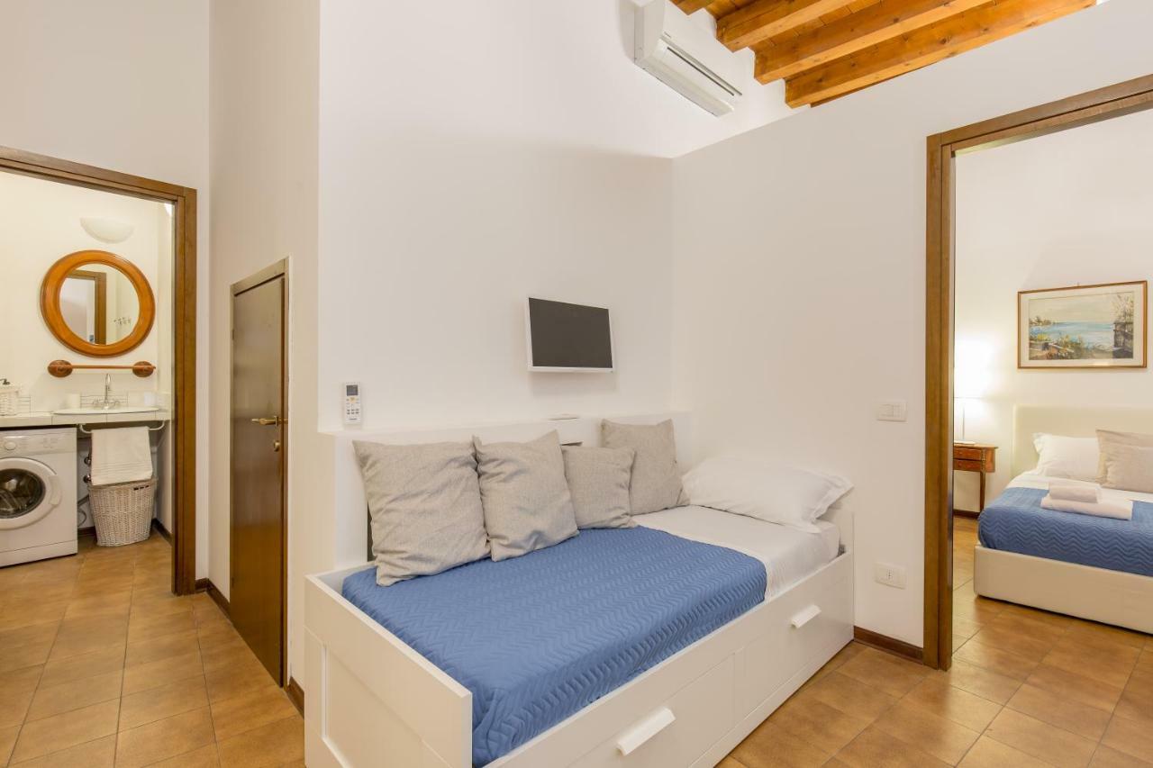 Residenza Giulietta Capuleti Apartment Verona Luaran gambar